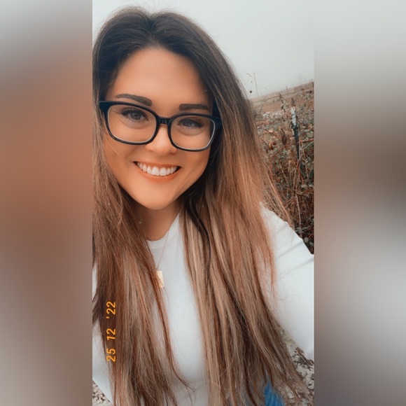 Meet your Posher, Grace @cordelias_ - Picture 7 of 16